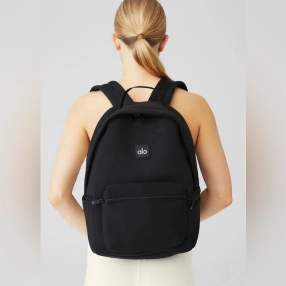 ALO Yoga Stow Backpack🔥 BRAND NEW w/tags!🔥 - Picture 16 of 16
